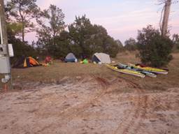 A group of tents in a field

Description automatically generated with low confidence